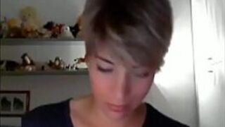 Sexy Girl with Short Hair porn video